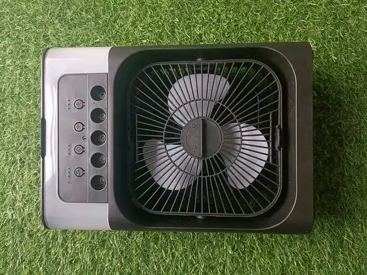 Air cooler fan with mist flow